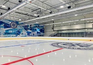Гигантскую ледовую арену готовят к открытию: как «дом» знаменитого хоккейного клуба выглядит изнутри