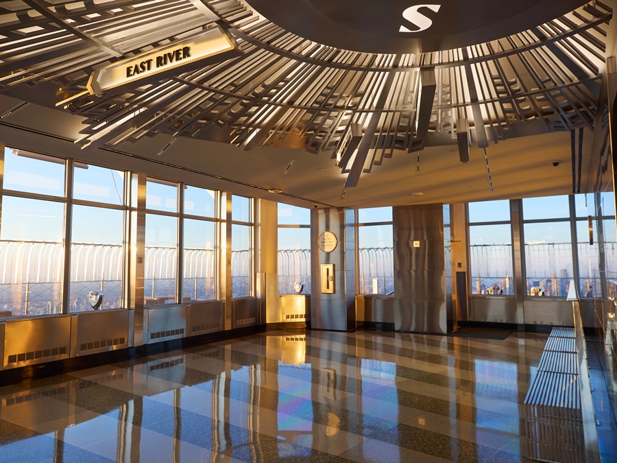 Empire_State_Building_86th_floor.jpg